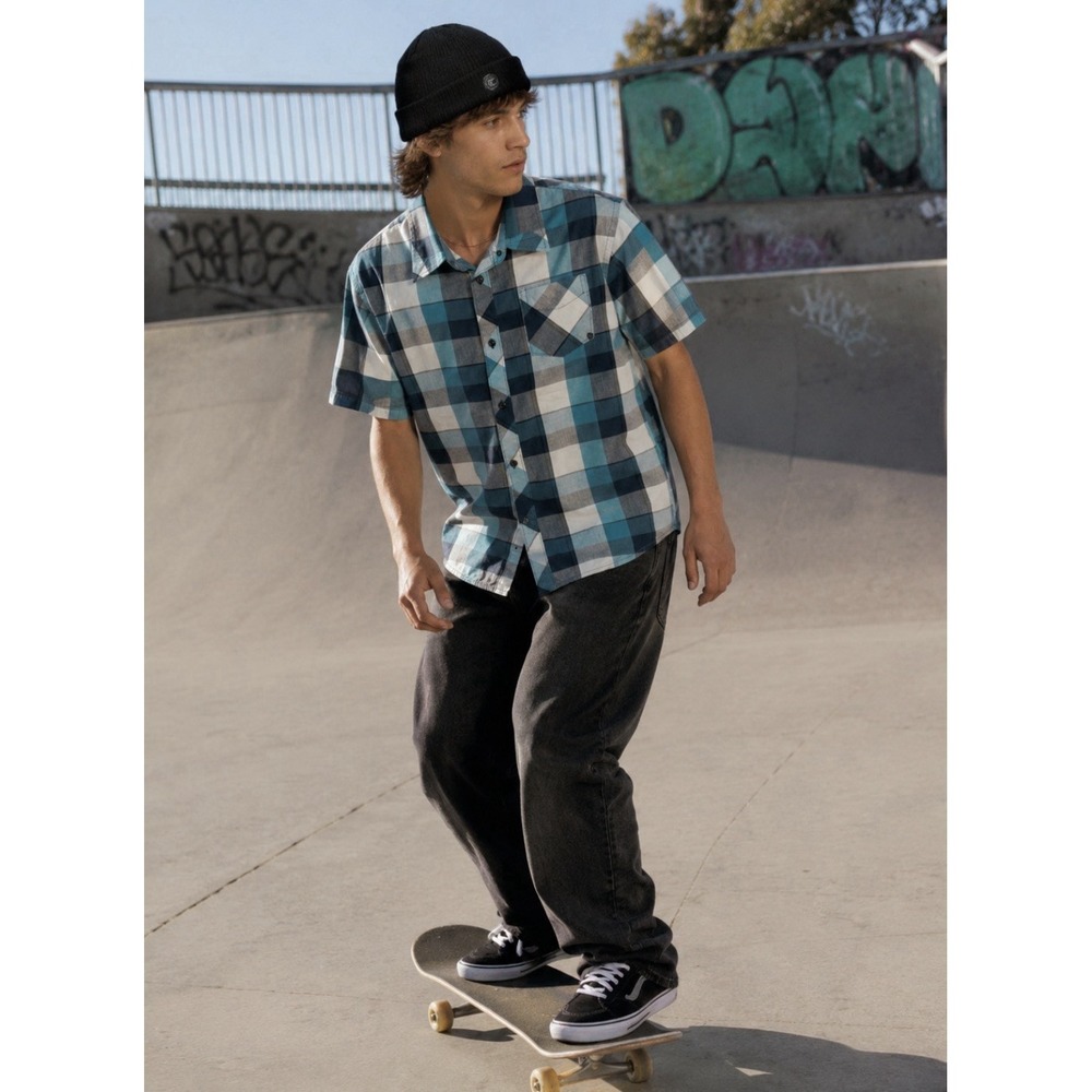 Ocean Current Plaid Short Sleeve‎ Button Shirt Mens XL Skater Gray Black Blue